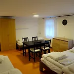 Horska U Vleku 아파트 *